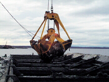 Clamshell Dredge