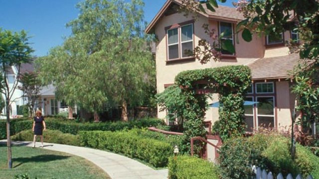 Downtown Brea Ash Street Cottages