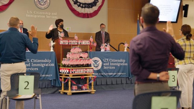 Administrator Wheeler leads a naturalization ceremony for new U.S. citizens in Miami.