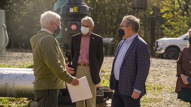 Administrator Wheeler and Regional Administrator McQueen tour the Grand Prairie Farming and Water Company, LLC. pump project. 