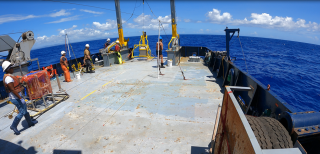 Box core sampler operations on the deck